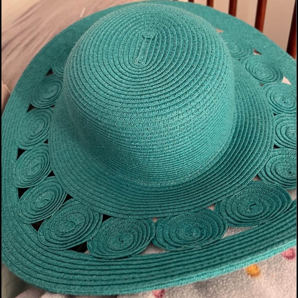 Beach hat